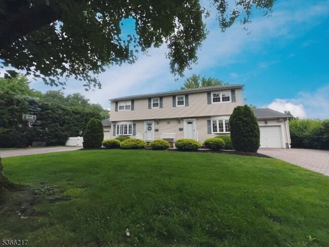 property at 63 Primrose Ln