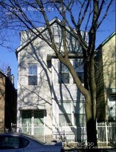 1742 W Roscoe St-Unit -#2 in Chicago, IL - Foto de edificio - Building Photo
