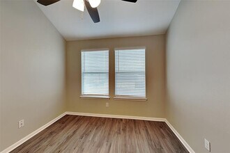 18027 Hillock Glen Ln in Cypress, TX - Building Photo - Building Photo