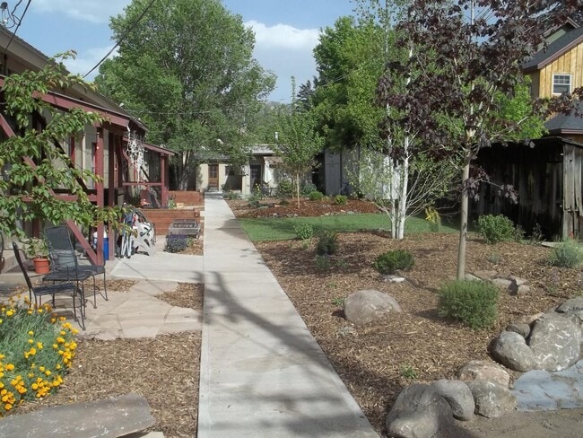 342 E 3rd St in Durango, CO - Foto de edificio - Building Photo