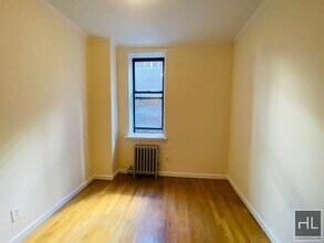 WEST 45 STREET in New York, NY - Building Photo - Building Photo