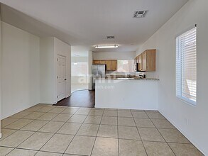 156 E Calle Del Rondador in Sahuarita, AZ - Building Photo - Building Photo