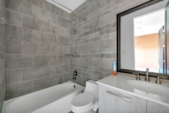 9623 Towne Lake Pkwy in Houston, TX - Building Photo - Building Photo