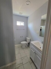 2512 Oakcliff St photo'