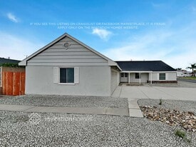 6091 Mirada Pl in Highland, CA - Building Photo