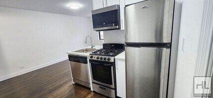 E 16 ST, Unit 3X in New York, NY - Foto de edificio - Building Photo