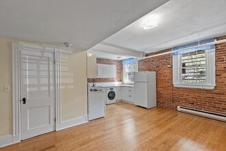 6 Radcliffe Rd, Unit B in Boston, MA - Building Photo - Building Photo