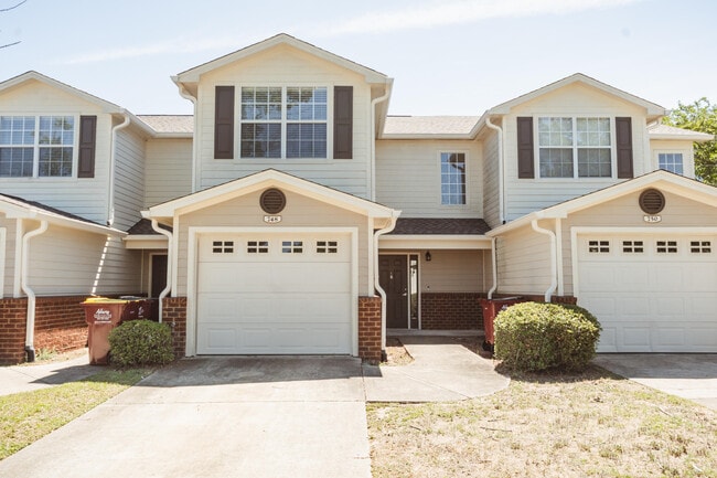 property at 748 Majestic Dr