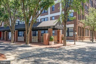 315 New St-Unit -617 in Philadelphia, PA - Building Photo - Building Photo