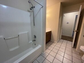 5 Jonquilla Way in Bentonville, AR - Building Photo - Building Photo