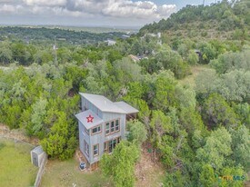 238 Ledgeview Dr in Canyon Lake, TX - Building Photo
