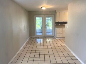 2173 Barry Dr in Ft. Myers, FL - Building Photo - Building Photo