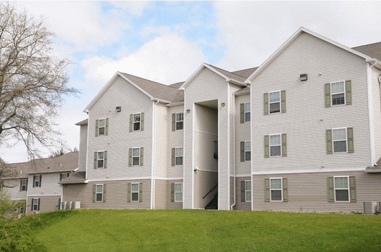 South Rock Apartments in Slippery Rock, PA - Building Photo - Building Photo