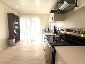 14901 Waverly Ln in Irvine, CA - Building Photo - Building Photo