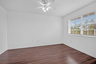 11700 SW 2nd St, Unit 13306 in Pembroke Pines, FL - Building Photo - Building Photo