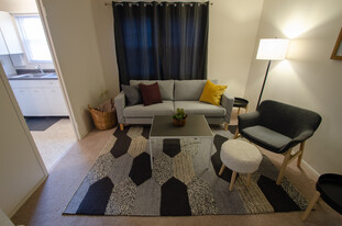 Broadview Gardens & Pleasant Valley Apartments