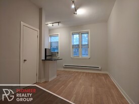 456 W Belmont Ave, Unit 1 Apartamentos