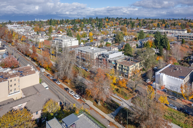 6260-6268 E Boulevard in Vancouver, BC - Building Photo - Building Photo