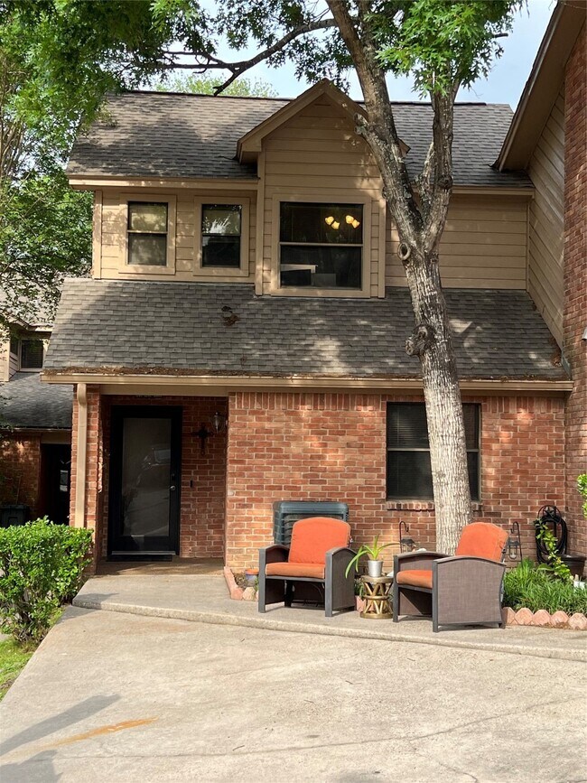 3850 Knollcrest Dr in Montgomery, TX - Building Photo - Building Photo