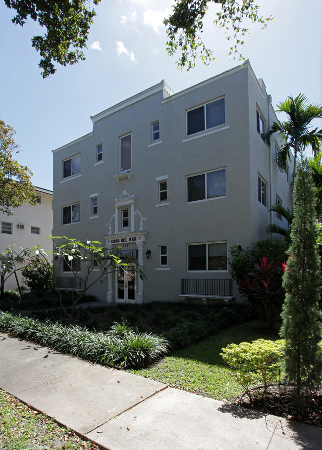 Casa Del Mar in Coral Gables, FL - Building Photo - Building Photo