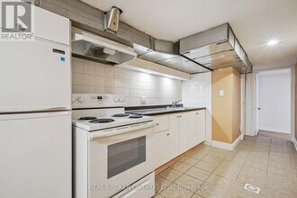 282 Ossington Ave in Toronto, ON - Building Photo - Building Photo