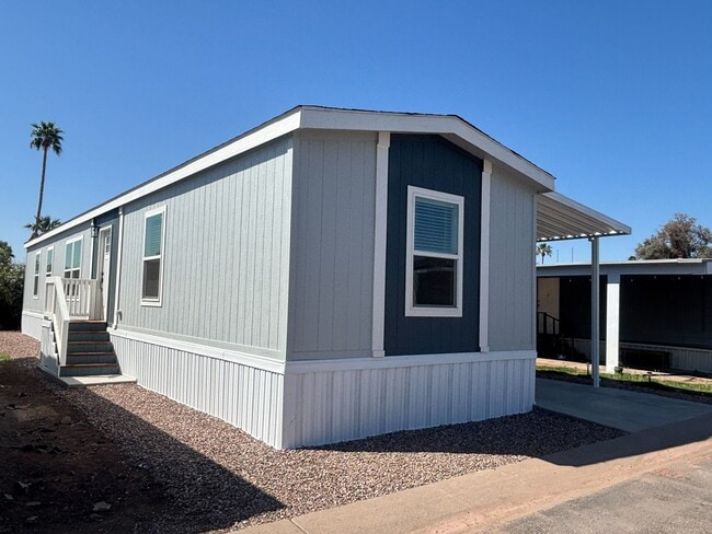 2060 N Center St in Mesa, AZ - Building Photo - Building Photo