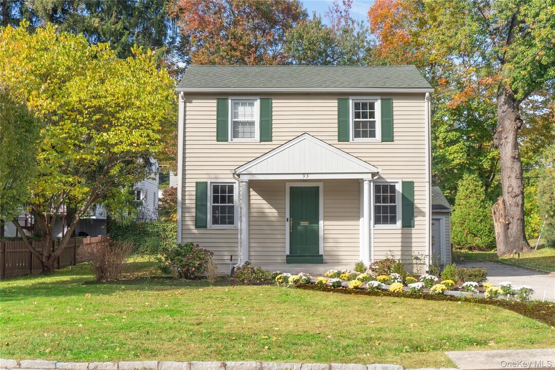 93 Beverly Rd in White Plains, NY - Building Photo