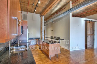 1400 Rosa L Parks Blvd in Nashville, TN - Building Photo - Building Photo