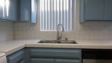 4130 Manhattan Beach Blvd, Unit D in Lawndale, CA - Building Photo - Building Photo