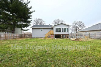 1040 39th St in West Des Moines, IA - Building Photo - Building Photo