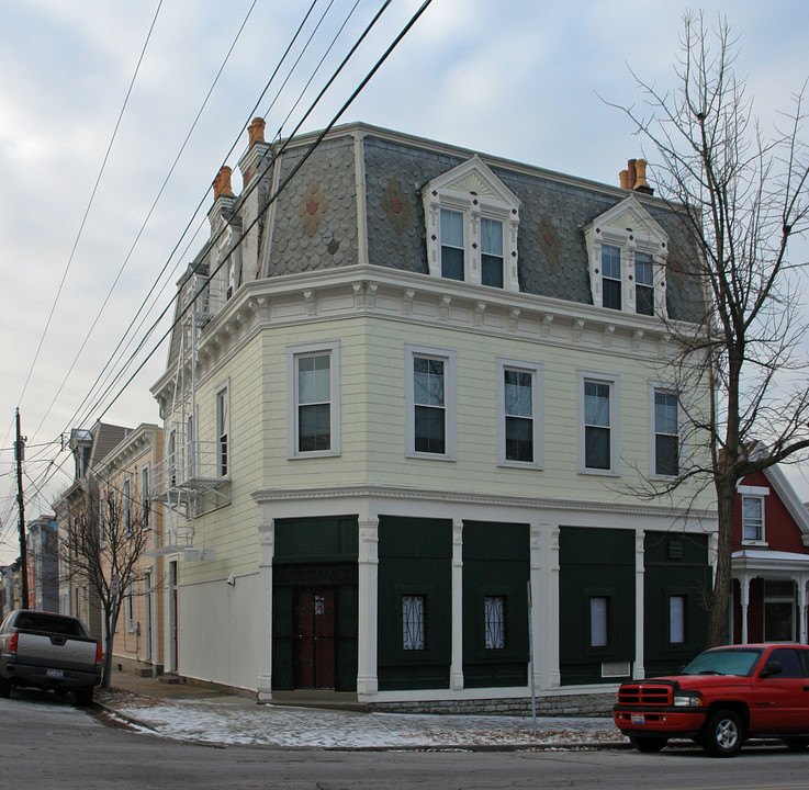 315 Warner St in Cincinnati, OH - Building Photo