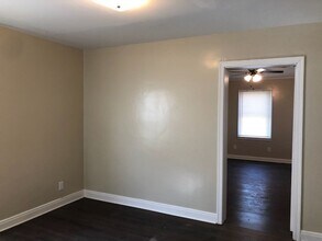 911 W Florence Ave in Louisville, KY - Building Photo - Building Photo