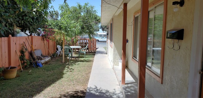 252 A St in Brawley, CA - Building Photo - Building Photo