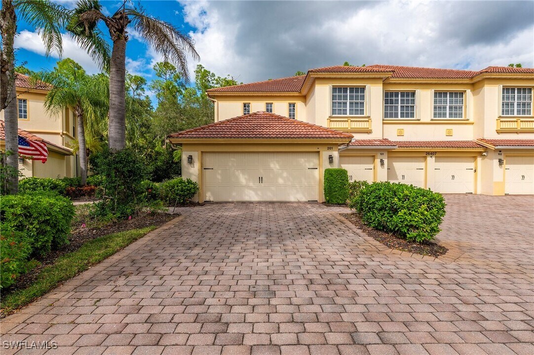26407 Lucky Stone Rd in Bonita Springs, FL - Building Photo