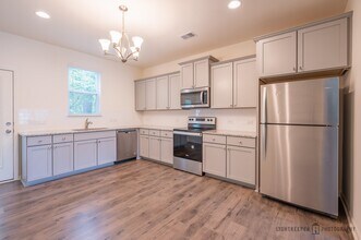 215 Banbury Ln in Little River, SC - Building Photo - Building Photo