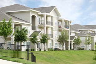 Dorel Laredo in Laredo, TX - Building Photo