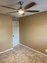 6354 Shannon Pkwy, Unit 17H in Union City, GA - Building Photo - Building Photo
