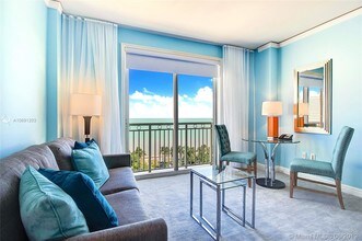 455 Grand Bay Dr-Unit -1025 in Key Biscayne, FL - Building Photo - Building Photo
