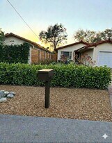 2194 SW 57th Ct in Miami, FL - Building Photo