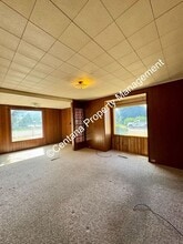 3645 Banks St in Walkerville, MT - Foto de edificio - Building Photo
