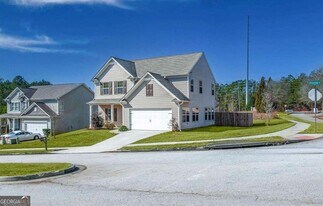 700 Fitzroy Dr in Bogart, GA - Building Photo