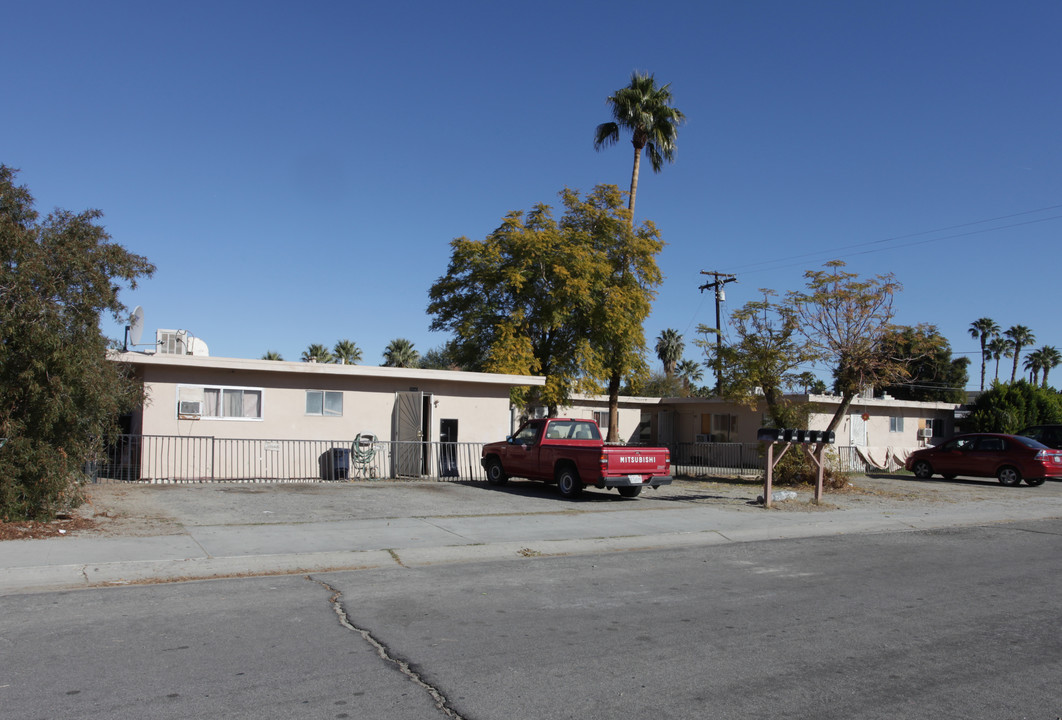 3940 E Calle De Ricardo in Palm Springs, CA - Building Photo