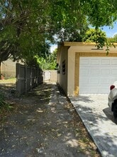 2700 SW 62nd Ave in Miramar, FL - Building Photo - Building Photo