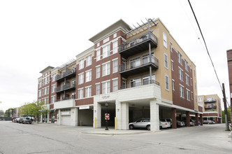 Madison Street Commons in Forest Park, IL - Building Photo - Building Photo