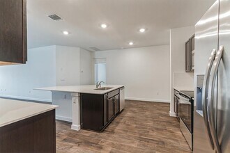 309 Pedernales Ln in Hutto, TX - Building Photo - Building Photo