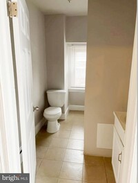 509 E Washington Ln photo'