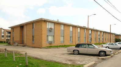 2101 Layard Ave in Racine, WI - Building Photo - Building Photo