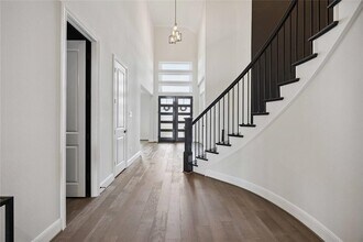 9911 Regal Bend Dr in Missouri City, TX - Building Photo - Building Photo