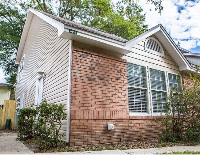 property at 945 Ashley Ln