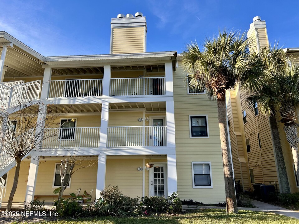 100 Fairway Park Blvd in Ponte Vedra Beach, FL - Building Photo